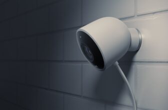 Milwaukee Police Suggest Buying and selling Tens of millions of Mugshots for Free Facial Recognition Entry