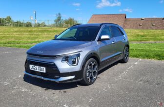 Is the Kia Niro the perfect finances hybrid crossover you should buy in 2025?